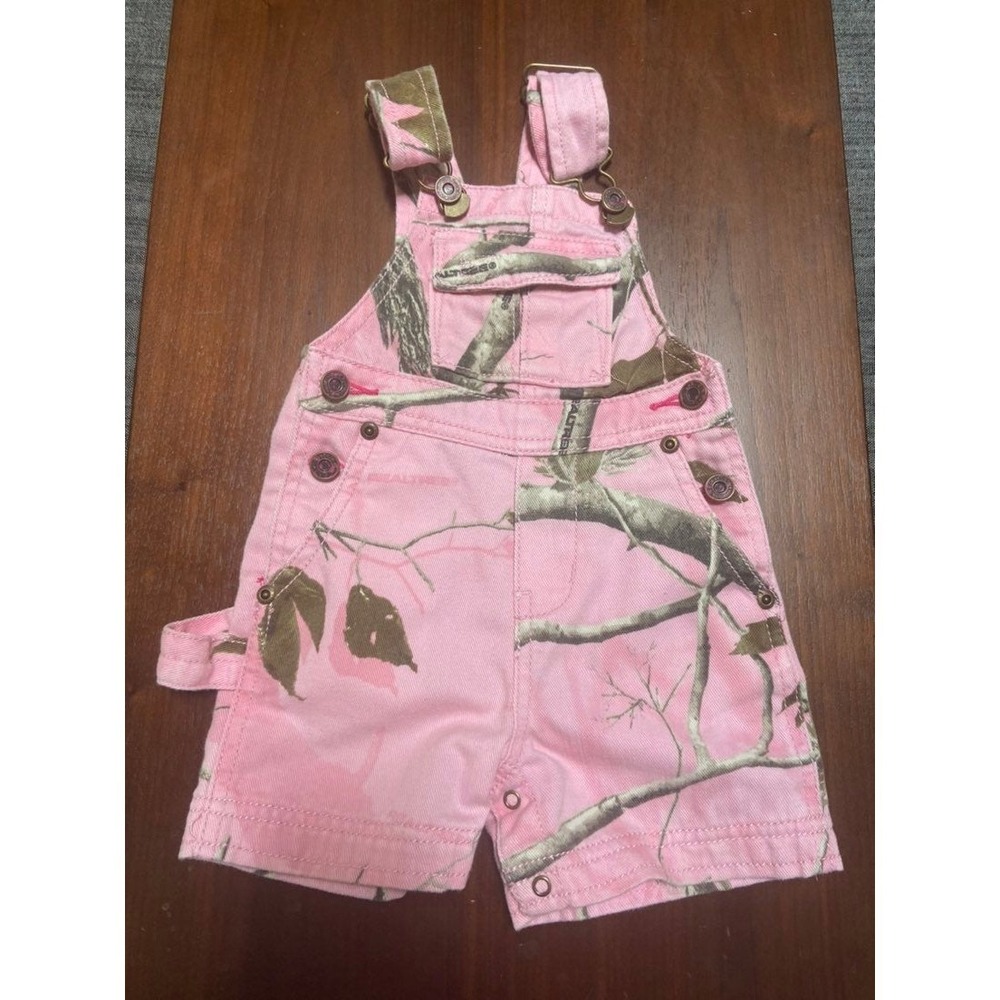 Cabela's baby girl overall shorts 6-12 m